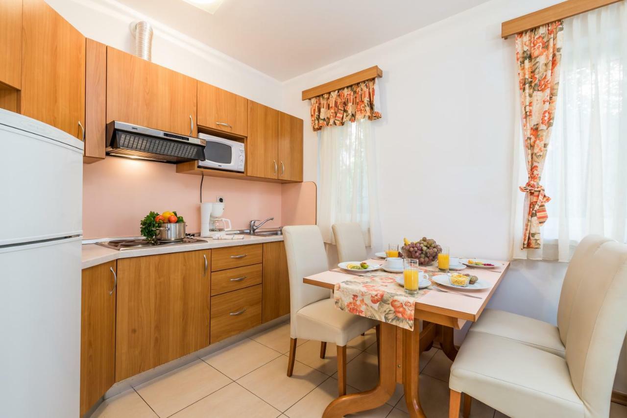 Villas Rab Banjol Екстер'єр фото