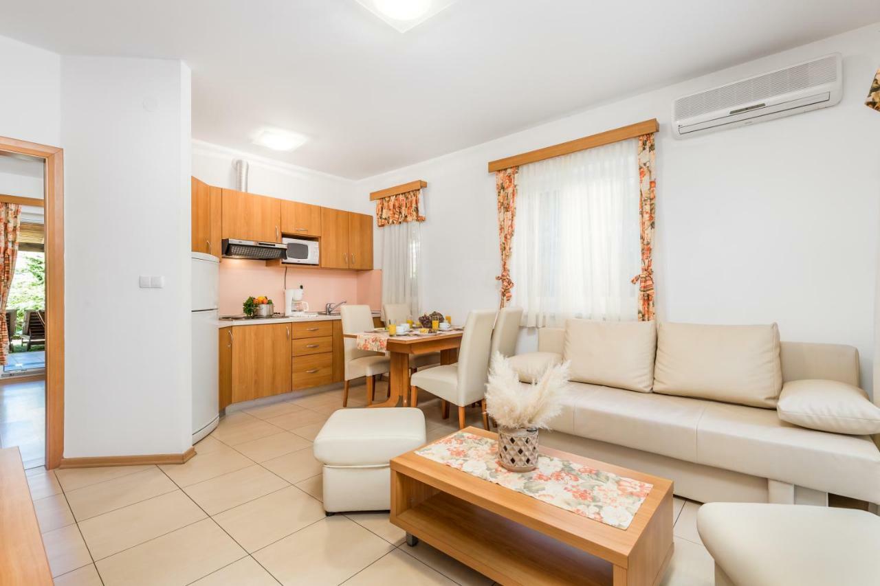 Villas Rab Banjol Екстер'єр фото