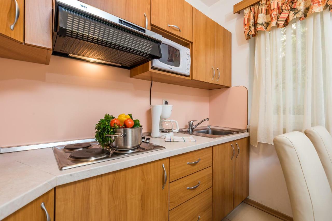 Villas Rab Banjol Екстер'єр фото